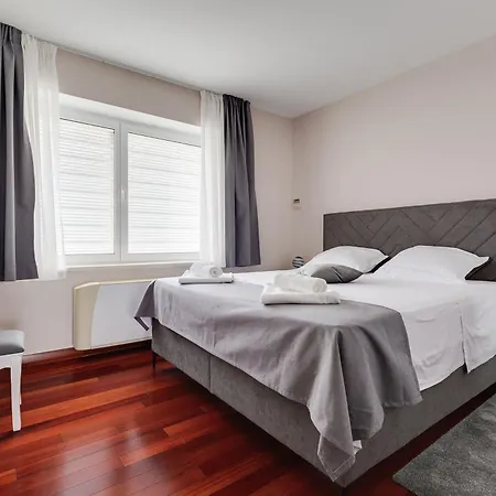 Apartman Keka Ii *